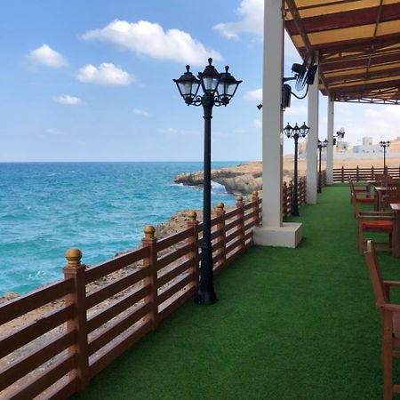 Sur Bandar Al Ayjah Hotel Apartments Extérieur photo