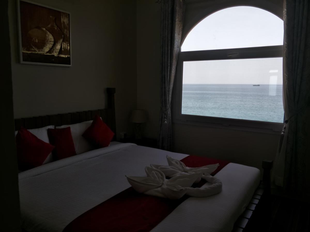 Sur Bandar Al Ayjah Hotel Apartments Extérieur photo