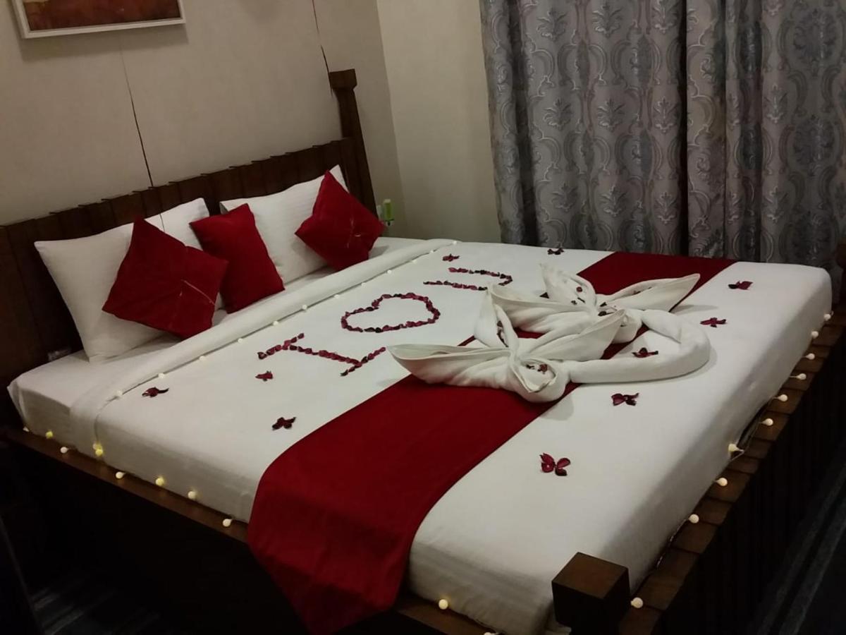 Sur Bandar Al Ayjah Hotel Apartments Extérieur photo