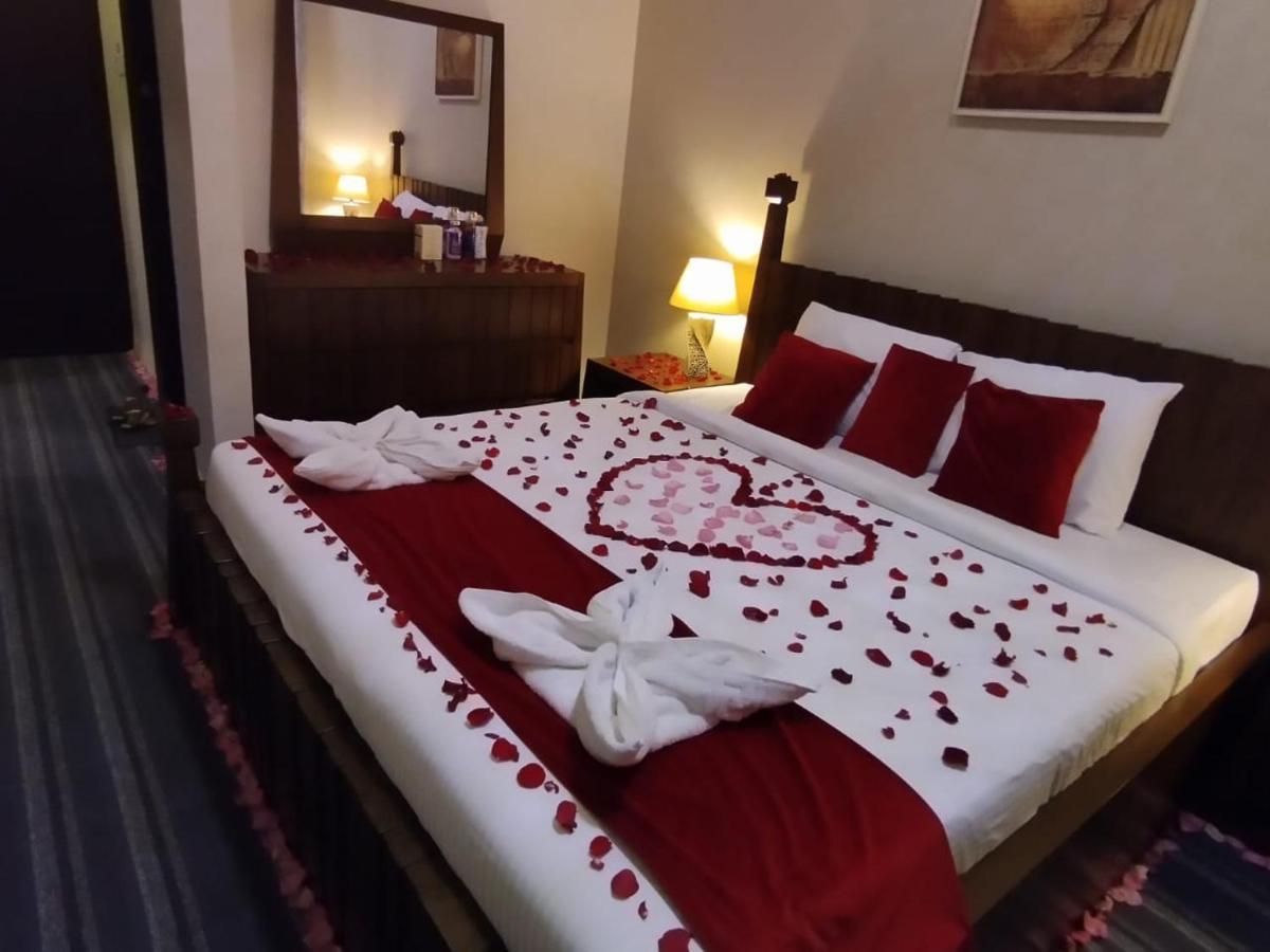 Sur Bandar Al Ayjah Hotel Apartments Extérieur photo