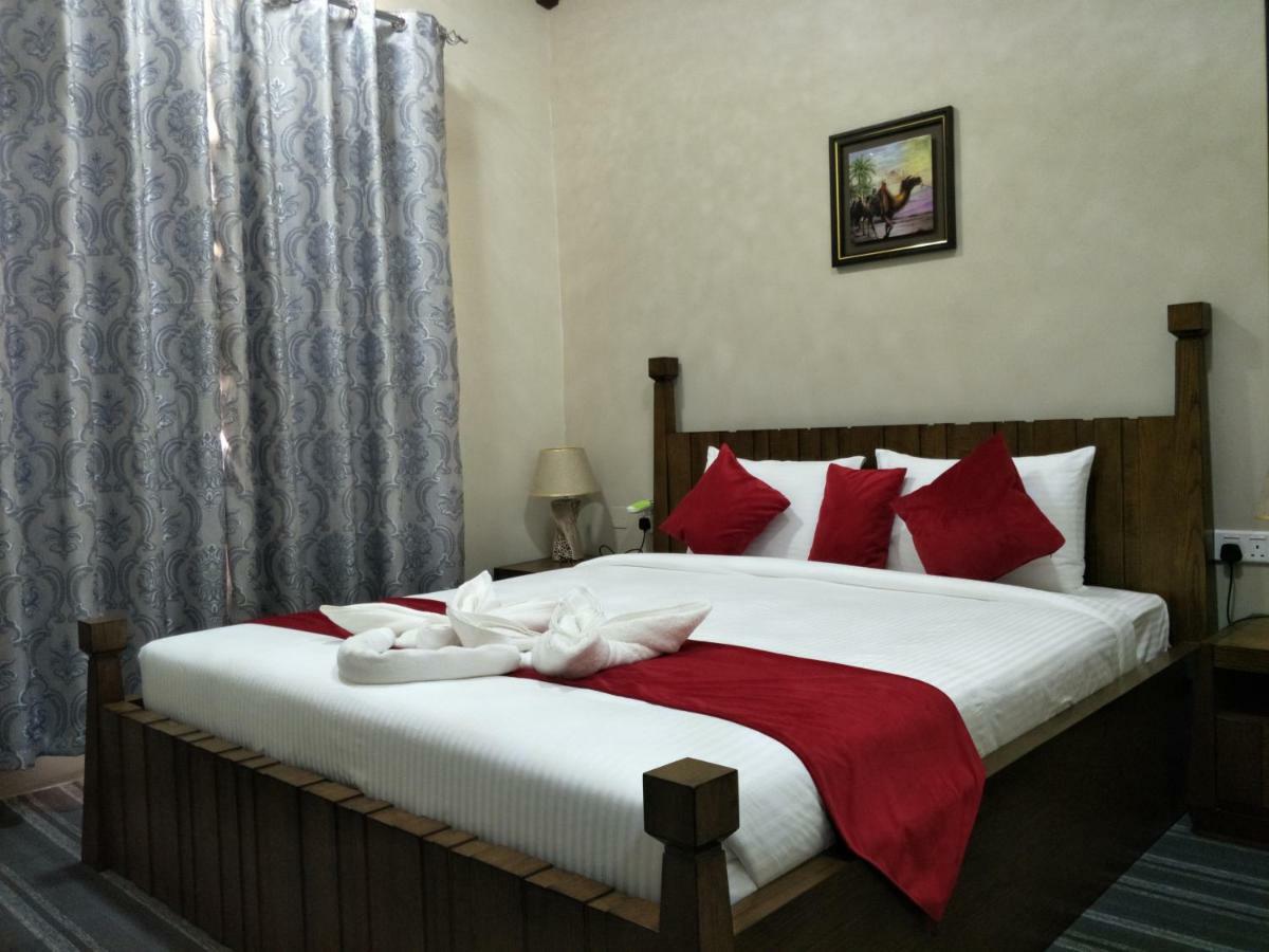 Sur Bandar Al Ayjah Hotel Apartments Extérieur photo