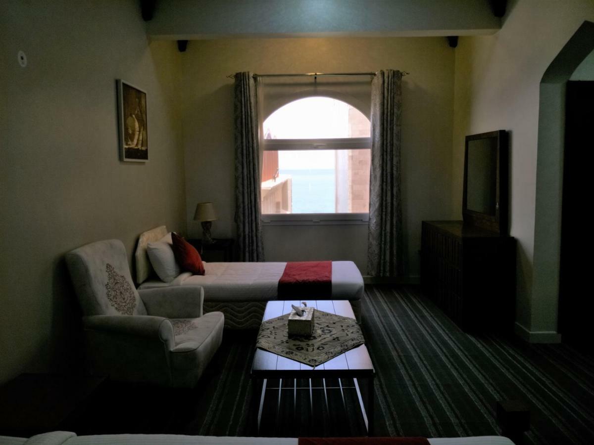 Sur Bandar Al Ayjah Hotel Apartments Extérieur photo